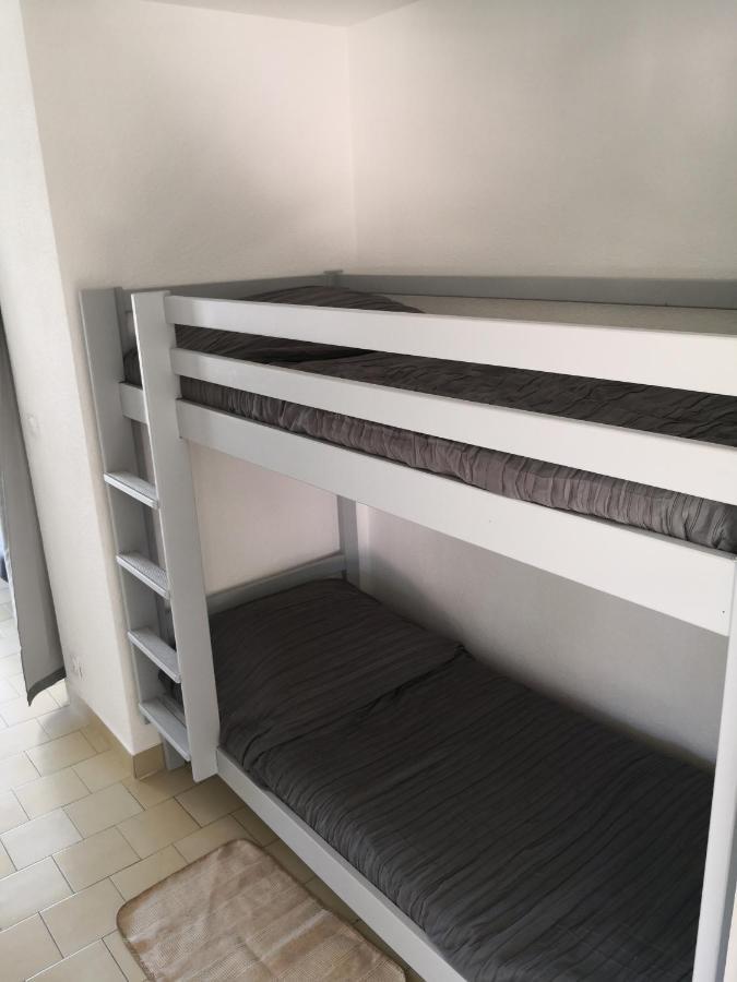 Studio A Hyeres Port - Proche De Toutes Commodites ภายนอก รูปภาพ